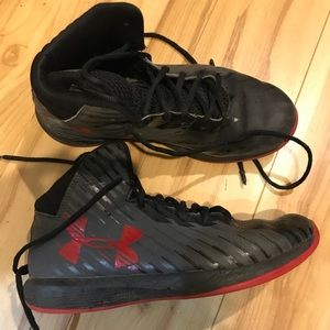 Boys High Tops size 5